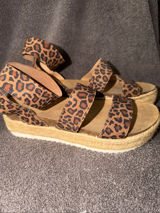 Time and Tru Shoes - Time and Tru Leopard Print Espadrille Platform Sandals - Brown/Black